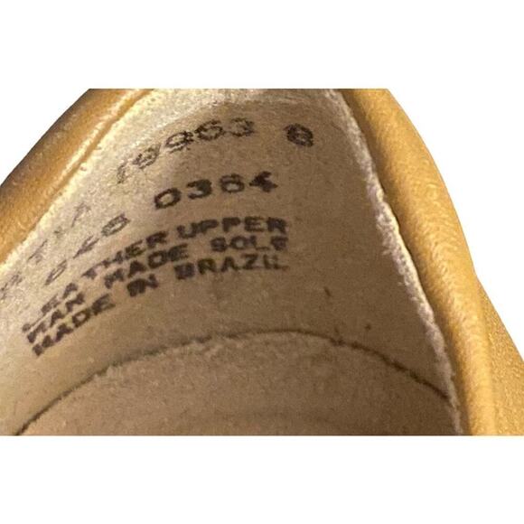 WORTHINGTON "Sport" Women's Loafer, 7.5, Buttercream color, Leather - Picture 3 of 9